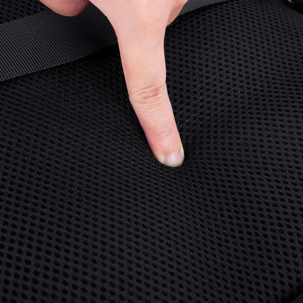 Mochila de Viagem Expansível 40 L com Organizadores Kit 4 Peças Bags Mart Cor Preto — detalhe do tecido
