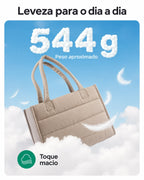 Bolsa Tote Boxy Média Bags Mart Cor Bege — Peso aproximado e toque macio