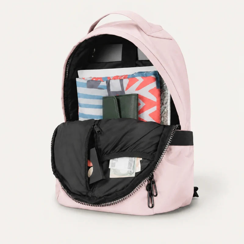 Mochila Feminina Universitária com Bolso Traseiro Bags Mart Cor Rosa — Interior e compartimentos