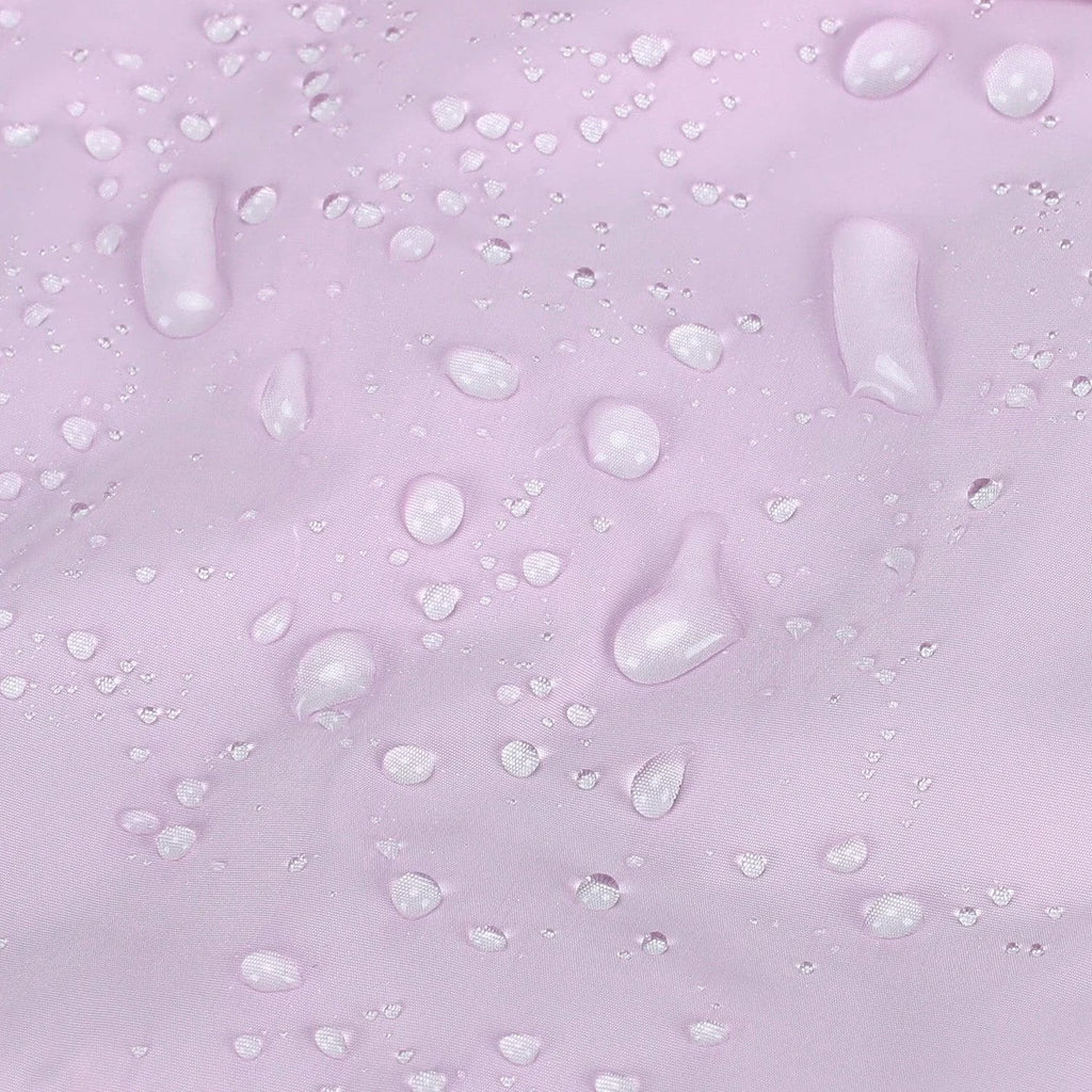 Bolsa Feminina Acolchoada Puffer Bags Mart Cor Roxo — detalhe do tecido com gotas de água na cor Roxo