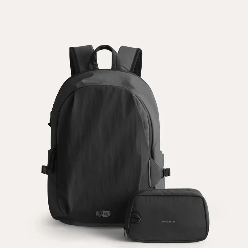 Mochila de Viagem Feminina 25 L com Bolsa Pequena Bags Mart Cor Preto — produto em destaque na cor Preto