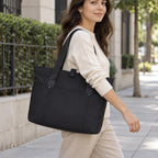Bolsa Tote Dobrável Bags Mart Cor Preto — produto em uso
